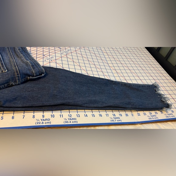 Just Black Straight Leg Jeans – Distressed Raw Hem- Size 29 - Picture 4 of 15